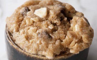 prepara cookie in a mug